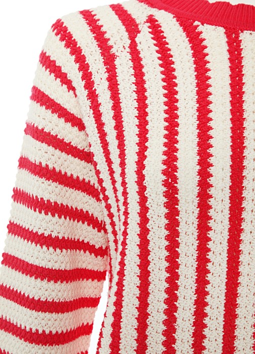 джемпер женский nuelle  универсального стиля с лицевой стороны