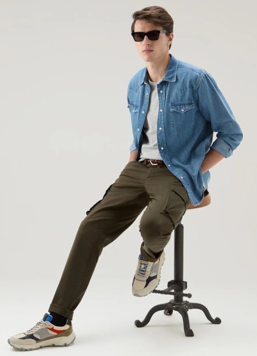 джинсовая рубашка мужская denim shirt  от бренда woolrich вид слева