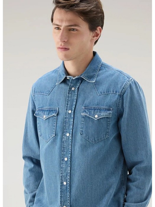 джинсовая рубашка мужская denim shirt  по цене 18880 руб вид справа