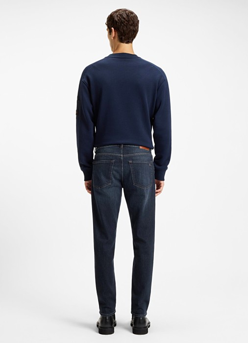 Товар синего цвета с внутренней стороны