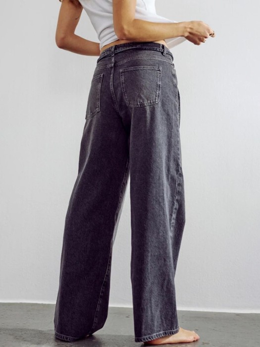 Товар серого цвета с внутренней стороны