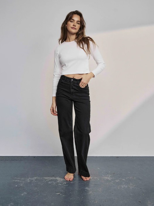 джинсы женские paris  по цене 15500 руб вид справа