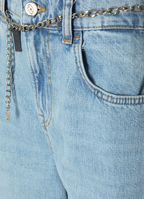 джинсы женские с поясом-цепочкой  универсального стиля с лицевой стороны