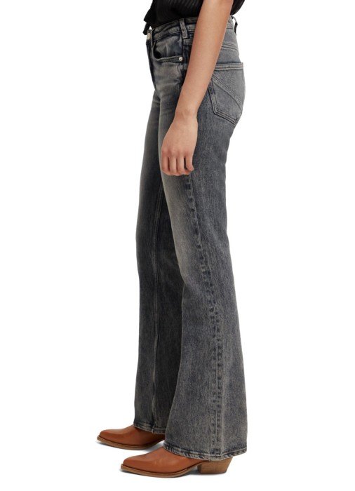 джинсы женские the charm  от бренда scotch&soda вид слева