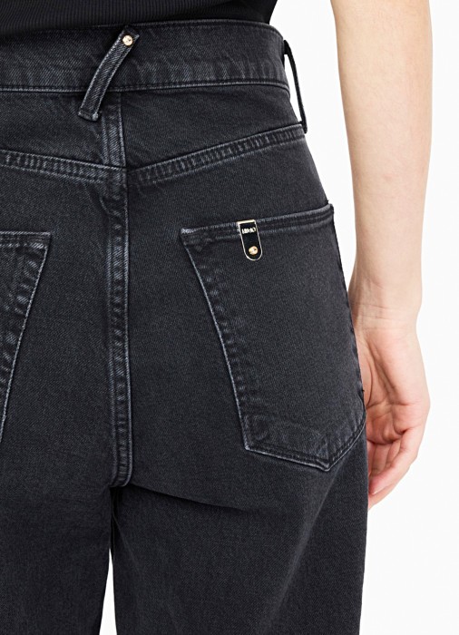 джинсы женские  из италии вид сбоку