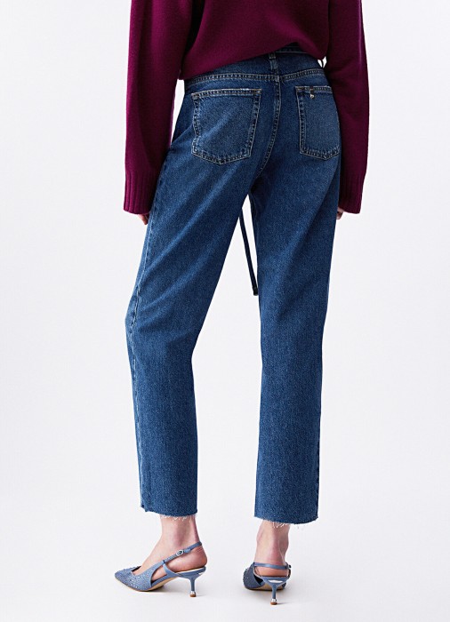 Товар с артикулом UA6249D0244 вид сзади