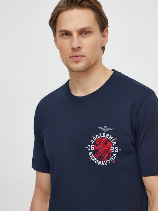 футболка мужская accademia corso grifo  из италии вид сбоку