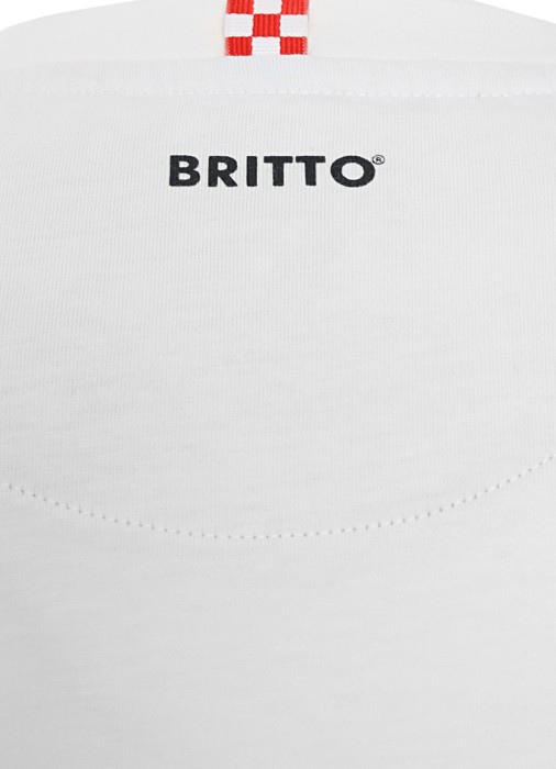 Товар белого цвета с внутренней стороны