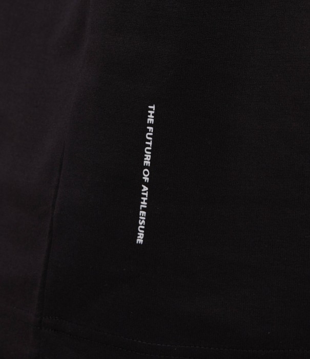 Товар черного цвета с внутренней стороны