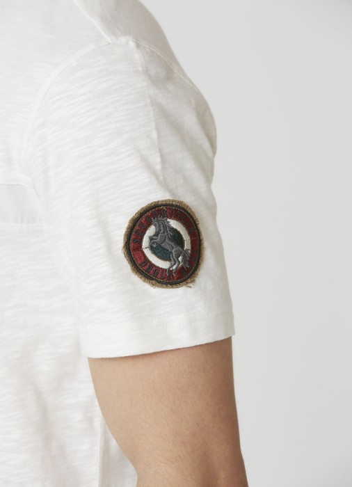 футболка мужская  по цене 10000 руб вид справа