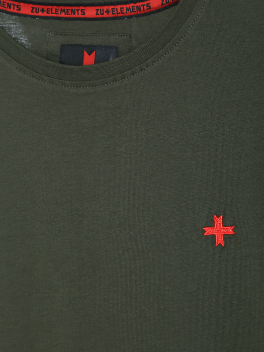 футболка мужская  по цене 4600 руб вид справа