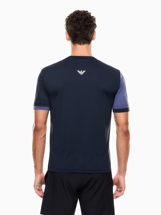 футболка мужская  по цене 10600 руб вид справа