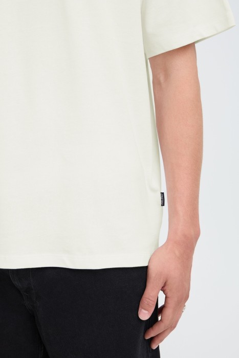 футболка мужская  от бренда blend вид слева