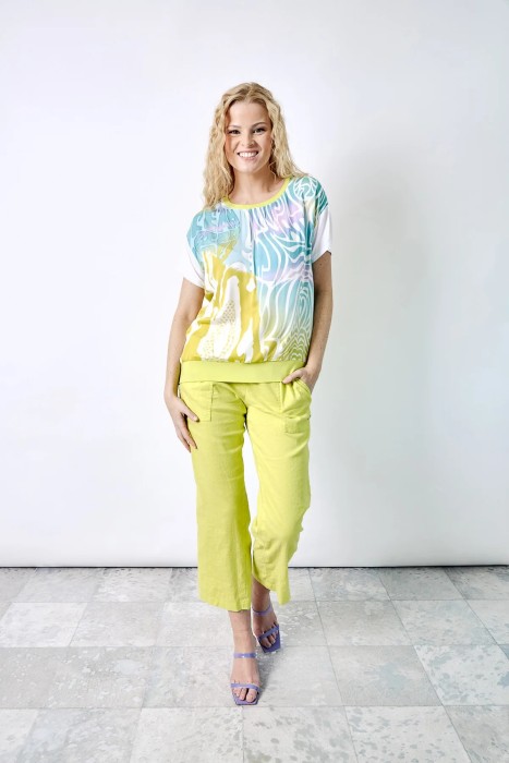 футболка женская brain  из австрии вид сбоку