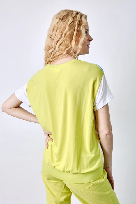 футболка женская brain  из проверенных материалов спереди