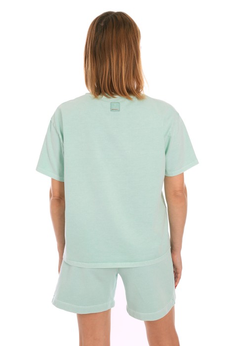 футболка женская cara  повседневного стиля с лицевой стороны