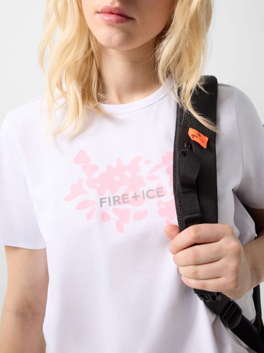 футболка женская cludy  по цене 11900 руб вид справа