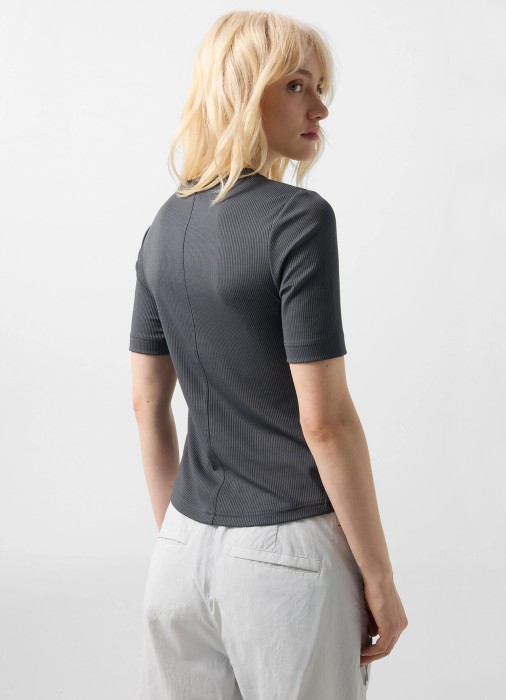 Товар с артикулом 54678975 вид сзади