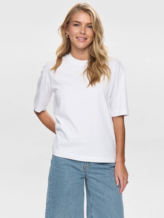 футболка женская meadow t-shirt  из америки вид сбоку