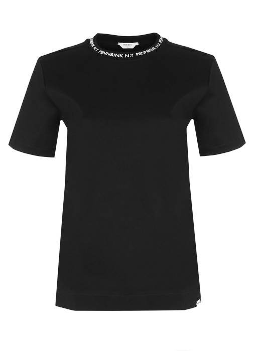 Товар черного цвета с внутренней стороны