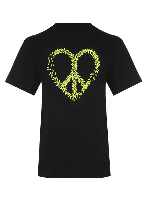 Товар черного цвета с внутренней стороны