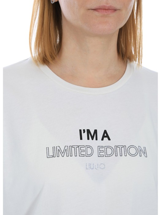 футболка женская  из италии вид сбоку