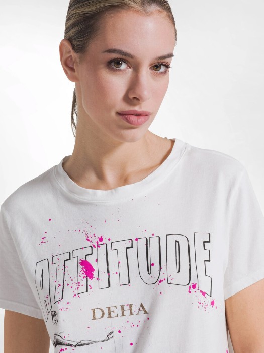 футболка женская  от бренда deha вид слева