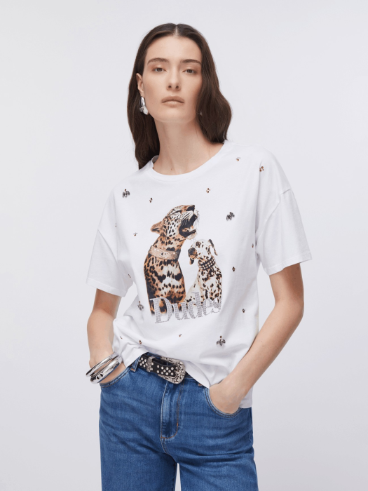 Товар белого цвета с внутренней стороны