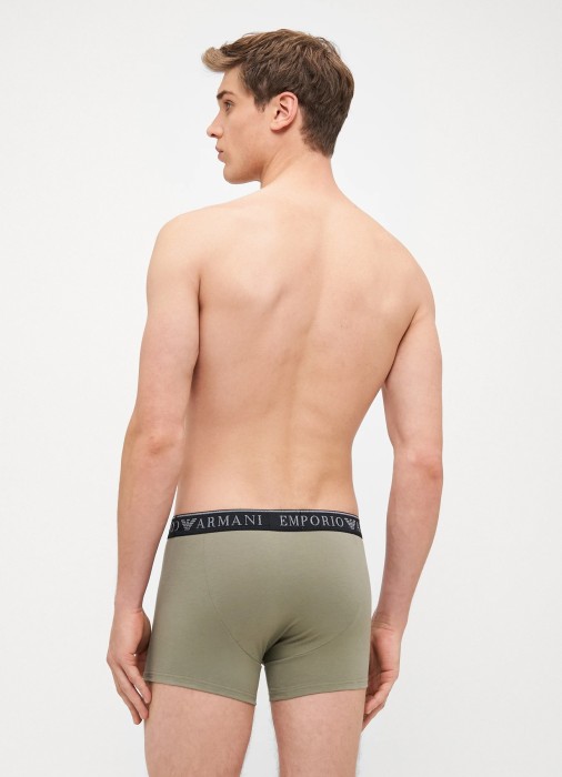 Товар разноцветного цвета с внутренней стороны