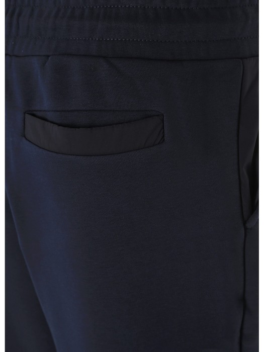 костюм мужской leader 1  от бренда aeronautica militare вид слева