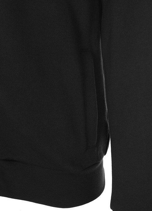 Товар черного цвета с внутренней стороны