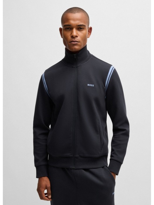 костюм мужской tracksuit set  по цене 45280 руб вид справа