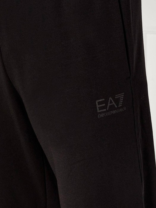 Продукция для мужчин фото