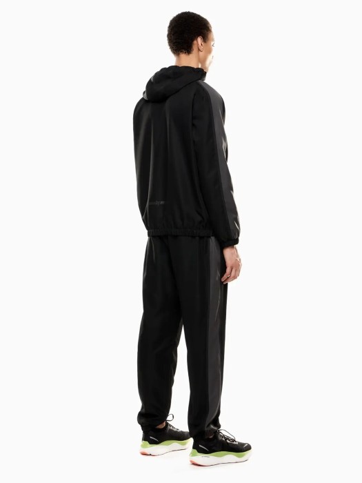 Товар с артикулом 7M000643AF16072 вид сзади