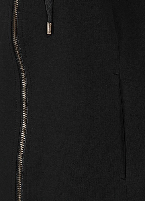 Продукция для женщин фото