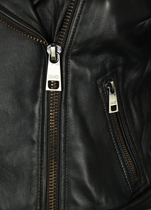 Продукция для женщин фото