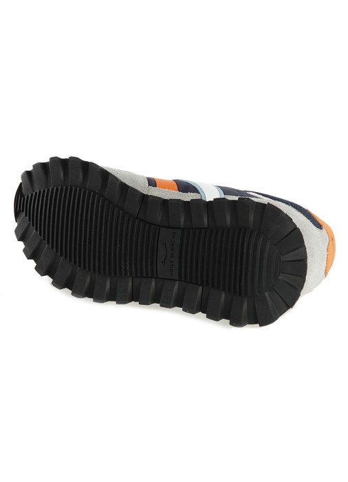 кроссовки мужские qwark 2004  из франции вид сбоку