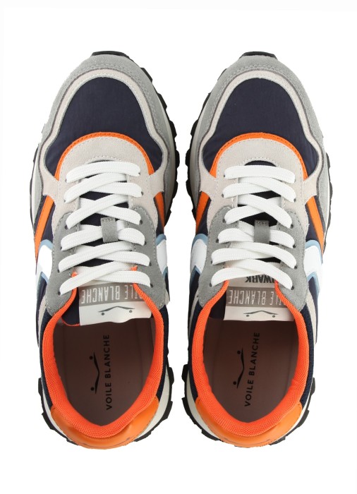 Товар серого цвета с внутренней стороны