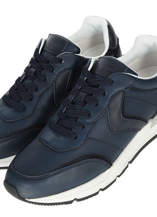 кроссовки мужские storm 015 man  от бренда voile blanche вид слева