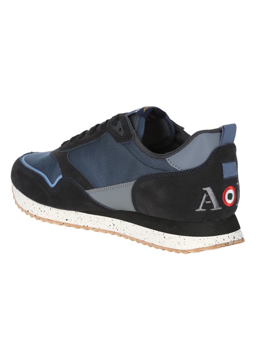 кроссовки мужские  из италии вид сбоку