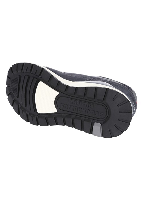 кроссовки мужские  по цене 19600 руб вид справа