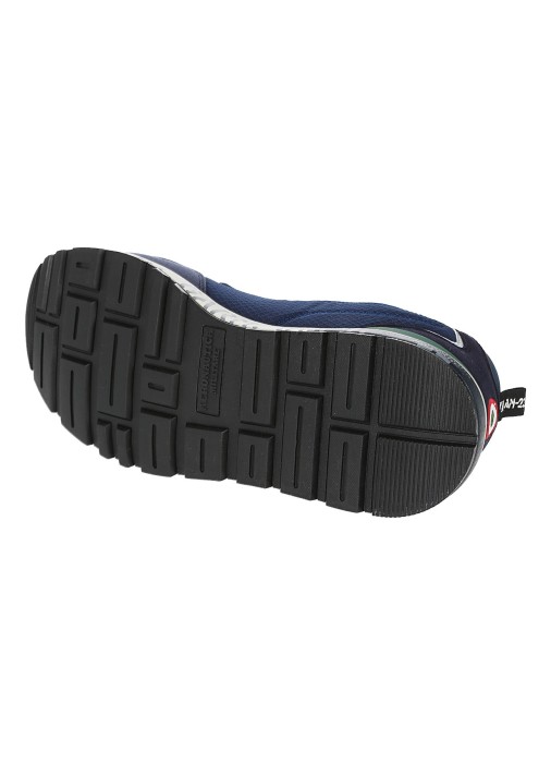 Товар синего цвета с внутренней стороны