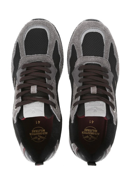 кроссовки мужские  по цене 18900 руб вид справа