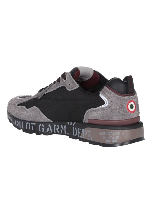 Товар серого цвета с внутренней стороны