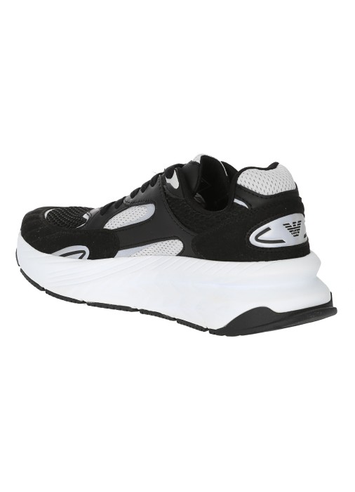 кроссовки мужские  по цене 26900 руб вид справа