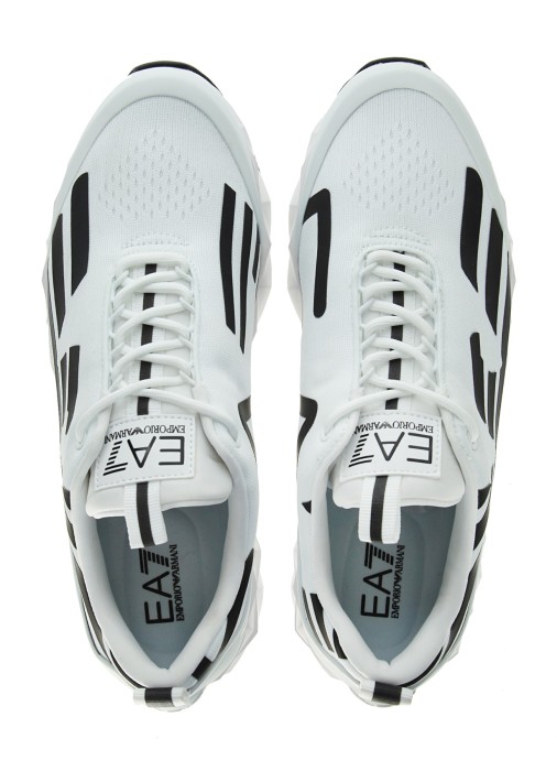 Товар с артикулом X8X033XCC52 вид сзади