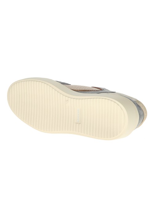 кроссовки женские hollywood 29  по цене 46800 руб вид справа