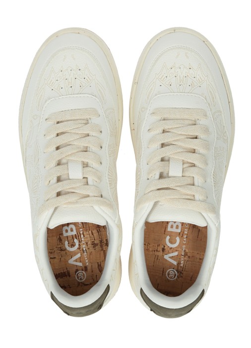 кроссовки женские  из кожи спереди