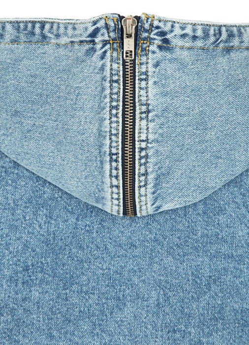 куртка джинсовая женская  по цене 51040 руб вид справа