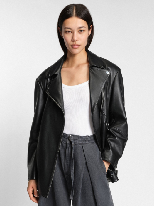 куртка кожаная женская sarica  из германии вид сбоку